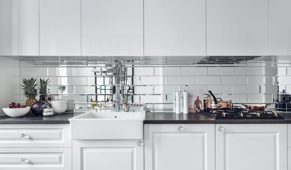  Buy Mirrored Kitchen | Selling All Types of Mirrored Kitchen At a Reasonable Price 